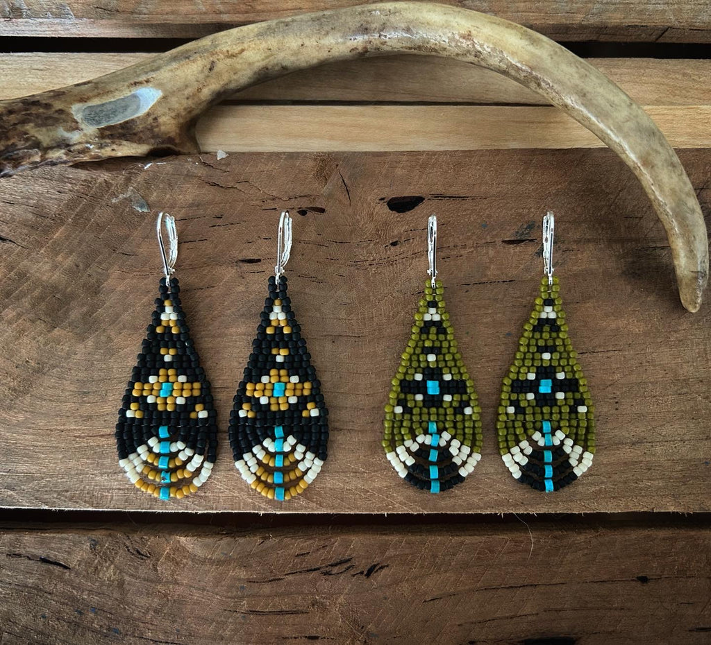 Four Corner Teardrops