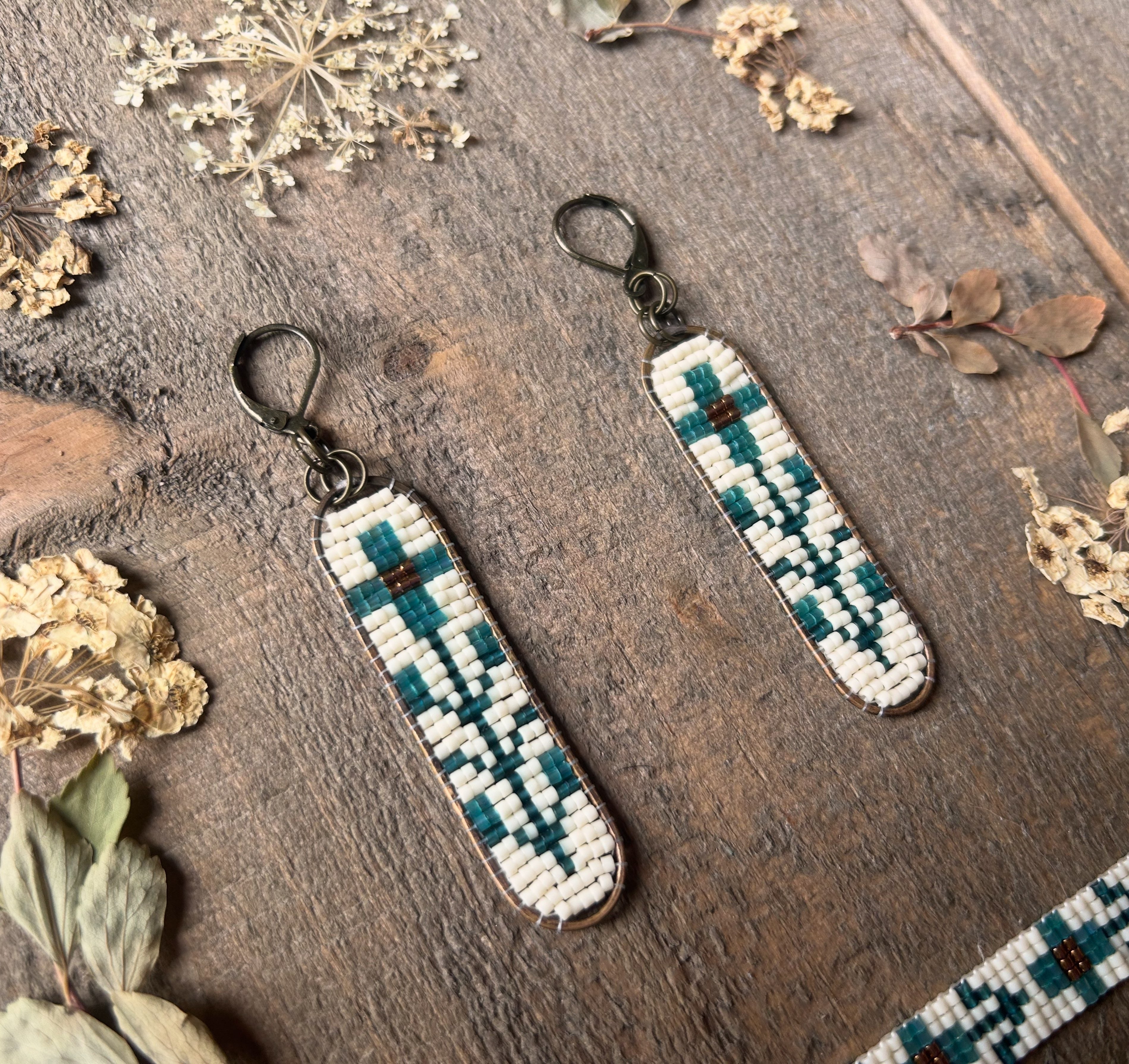 Turquoise Wildflowers ~ Earrings/Bracelet